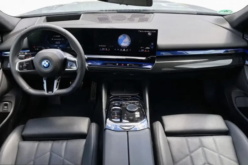 BMW i5 (Seria 5) din 2025 cu 22.437 km - oferta BMW241588 - foto 9