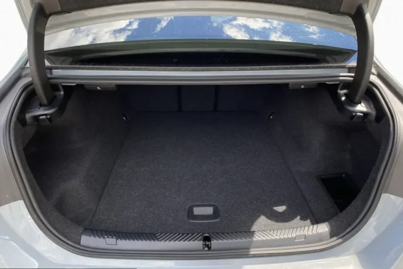 BMW i5 (Seria 5) din 2025 cu 22.437 km - oferta BMW241588 - foto 11