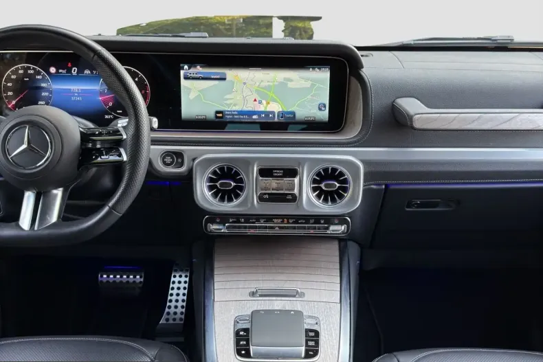 Mercedes-Benz G 450 (Clasa G) din 2025 cu 37.990 km - oferta MER241589 - foto 12