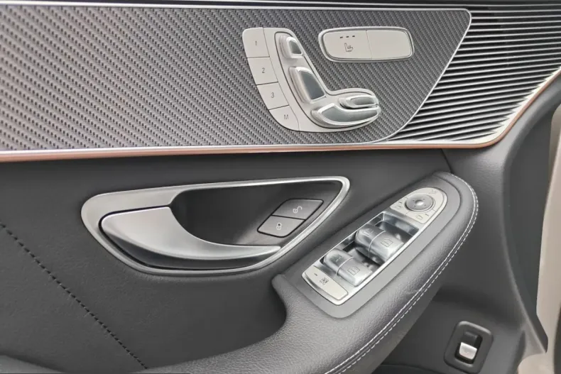 Mercedes-Benz EQC (Clasa GLC) din 2022 cu 39.500 km - oferta MER241590 - foto 13