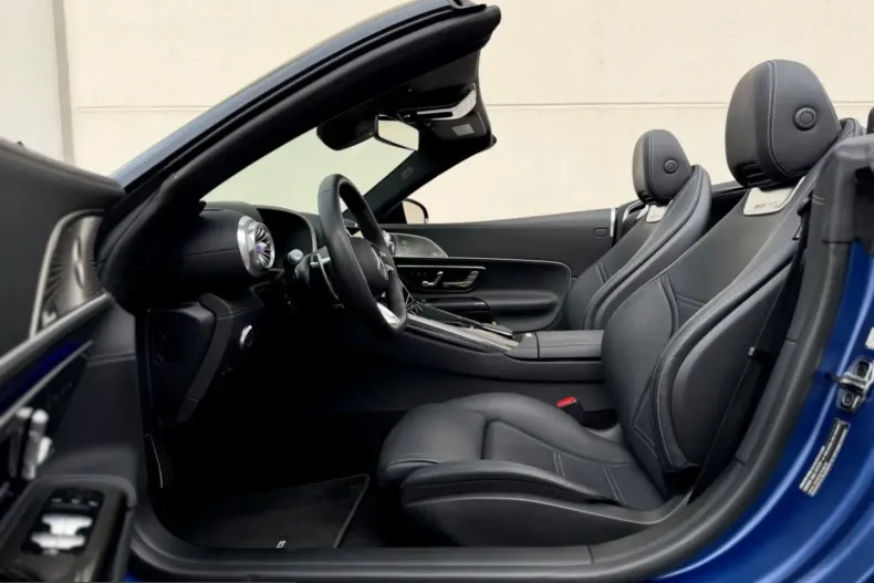 Mercedes-Benz SL 63 AMG (Clasa SL) din 2023 cu 27.700 km - oferta MER241591 - foto 16