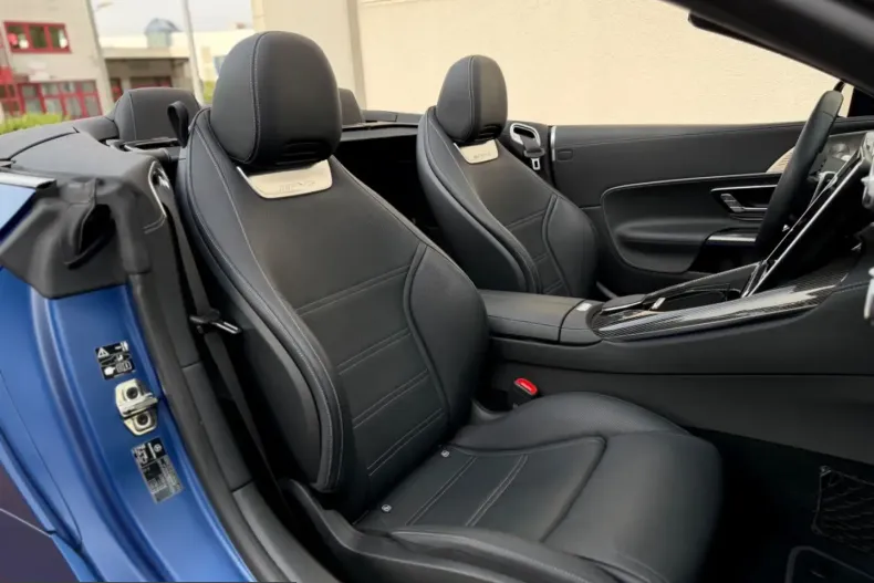 Mercedes-Benz SL 63 AMG (Clasa SL) din 2023 cu 27.700 km - oferta MER241591 - foto 24