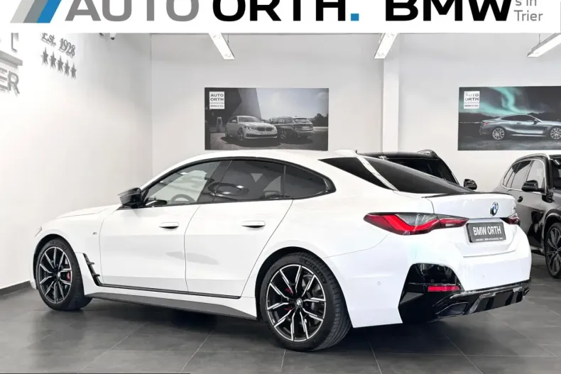 BMW M440 (Seria 4) din 2023 cu 26.500 km - oferta BMW241596 - foto 4