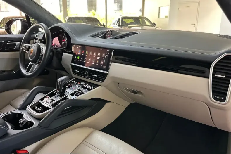 Porsche Cayenne din 2023 cu 96.765 km - oferta POR241601 - foto 10