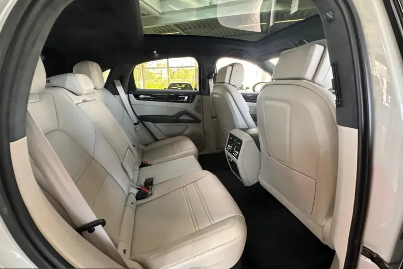 Porsche Cayenne din 2023 cu 96.765 km - oferta POR241601 - foto 17