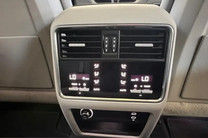 Porsche Cayenne din 2023 cu 96.765 km - oferta POR241601 - foto 20