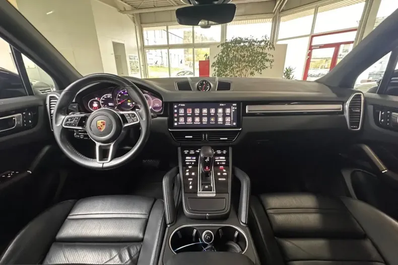 Porsche Cayenne din 2023 cu 29.981 km - oferta POR241606 - foto 9