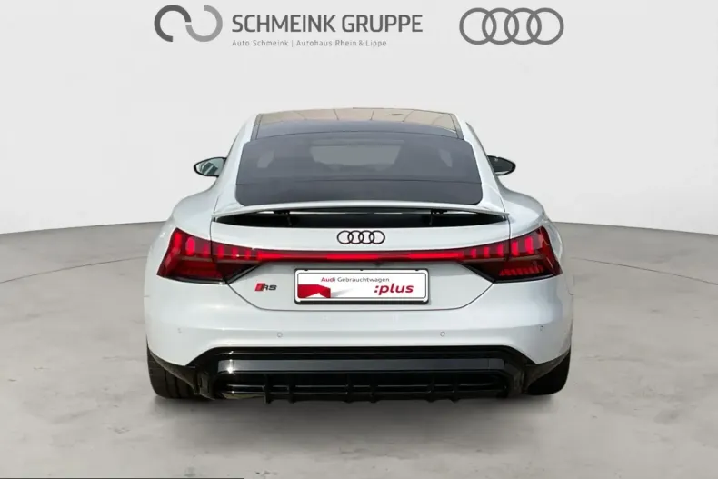 Audi RS e-tron GT din 2023 cu 43.212 km - oferta AUD241608 - foto 4