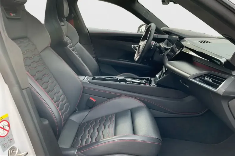 Audi RS e-tron GT din 2023 cu 43.212 km - oferta AUD241608 - foto 16