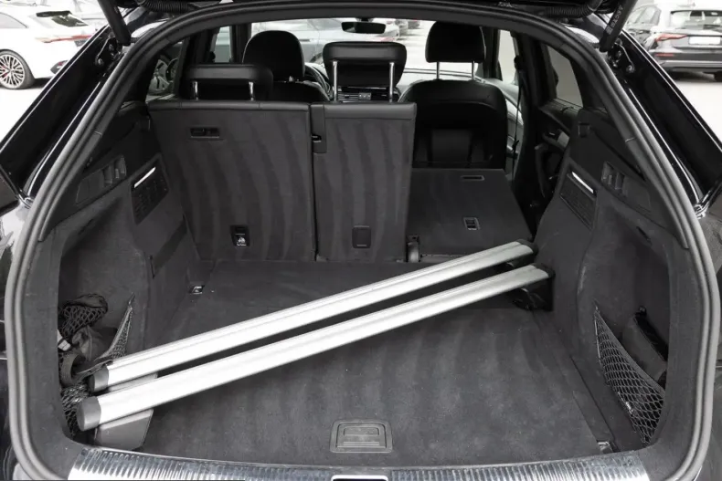 Audi Q5 din 2022 cu 70.136 km - oferta AUD241610 - foto 5