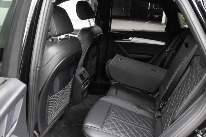 Audi Q5 din 2022 cu 70.136 km - oferta AUD241610 - foto 8