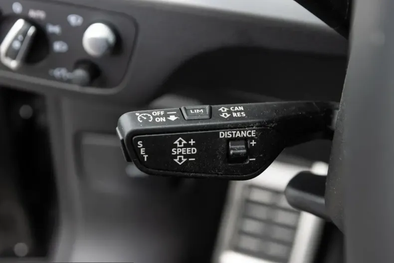 Audi Q5 din 2022 cu 70.136 km - oferta AUD241610 - foto 17