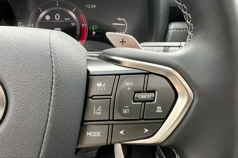 Lexus LX 500 din 2024 cu 14.678 km - oferta LEX241611 - foto 19