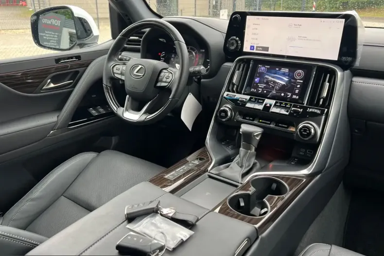 Lexus LX 500 din 2024 cu 14.678 km - oferta LEX241611 - foto 26
