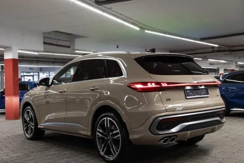 Audi Q5 din 2025 cu 10.279 km - oferta AUD241612 - foto 3