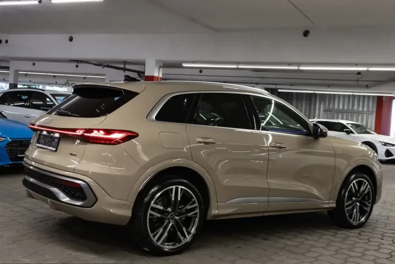 Audi Q5 din 2025 cu 10.279 km - oferta AUD241612 - foto 5