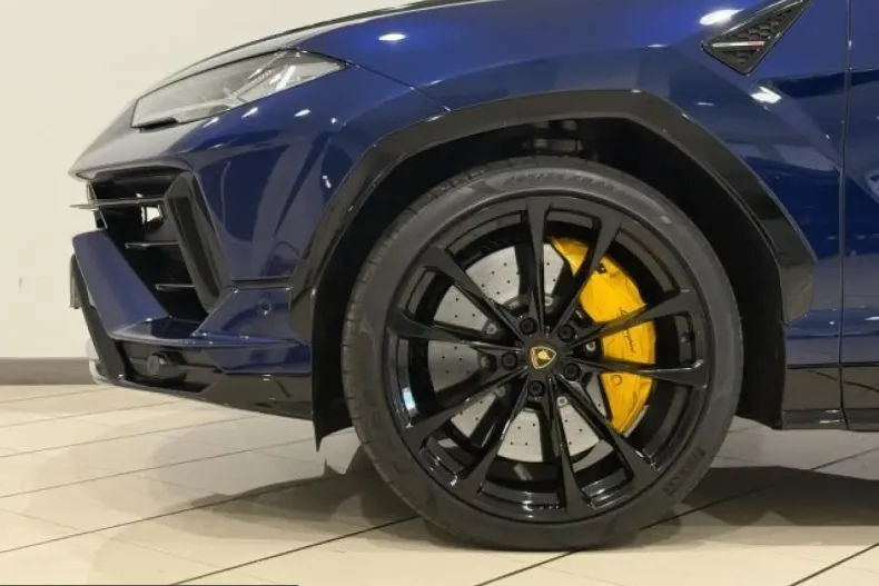 Lamborghini Urus din 2023 cu 24.900 km - oferta LAM241620 - foto 7