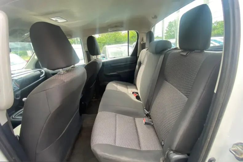Toyota Hilux din 2021 cu 47.000 km - oferta TOY241628 - foto 20