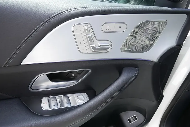 Mercedes-Benz GLE 450 (Clasa GLE) din 2024 cu 25.129 km - oferta MER241636 - foto 9