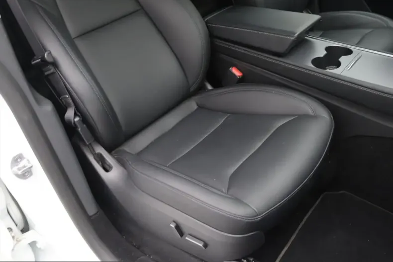 Tesla Model Y din 2024 cu 51.890 km - oferta TES241637 - foto 14