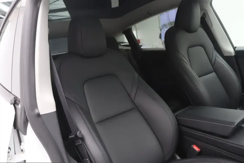Tesla Model Y din 2024 cu 51.890 km - oferta TES241637 - foto 15