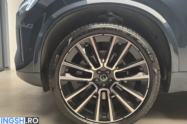 Volvo XC90 din 2026 cu 4.566 km - oferta VOL241639 - foto 15