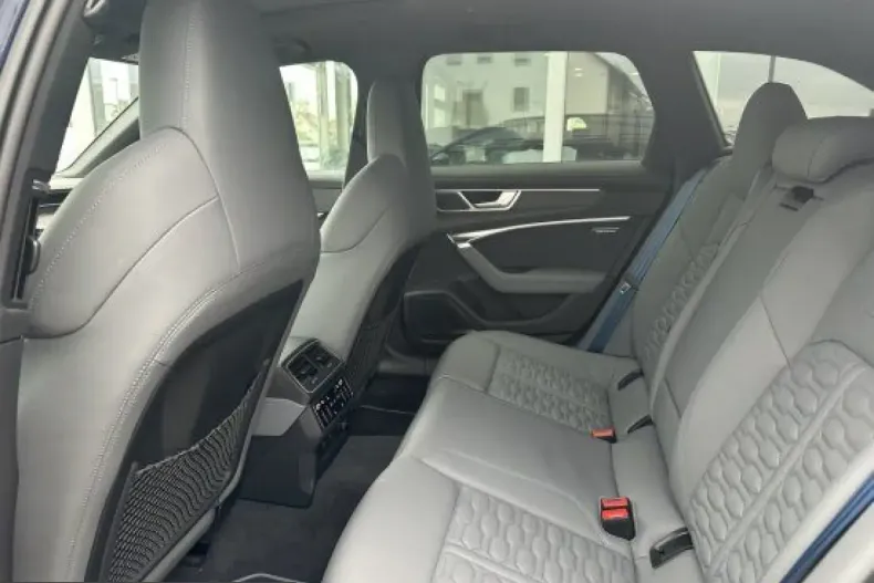 Audi RS6 din 2023 cu 23.183 km - oferta AUD241640 - foto 10