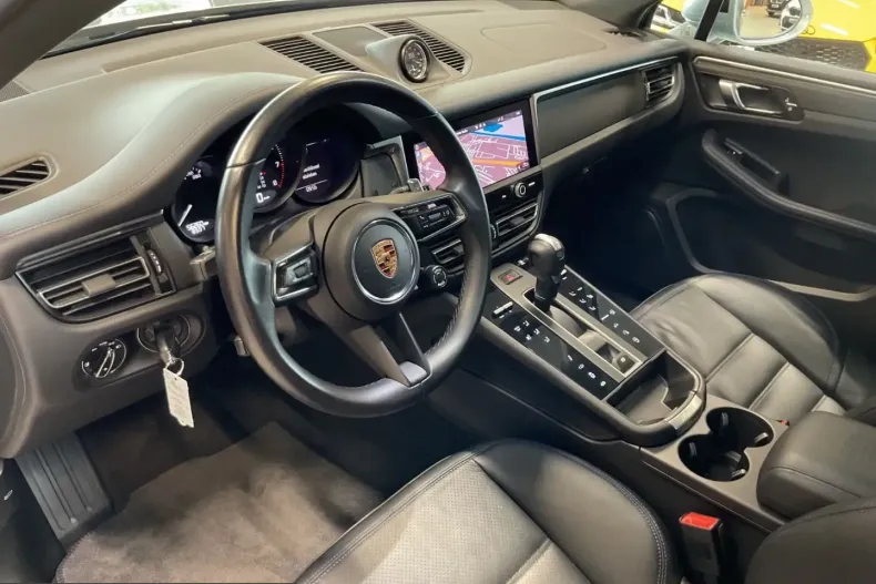 Porsche Macan din 2024 cu 56.300 km - oferta POR241647 - foto 8