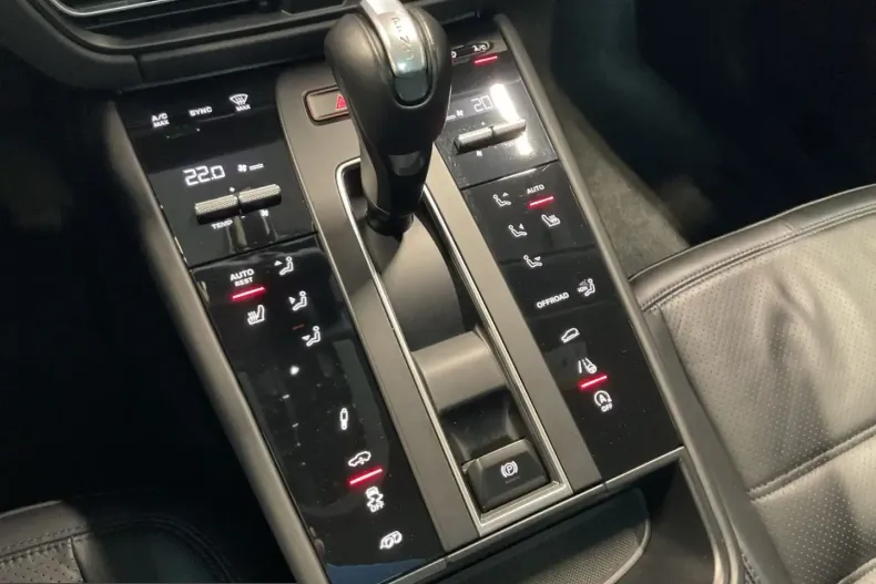 Porsche Macan din 2024 cu 56.300 km - oferta POR241647 - foto 13