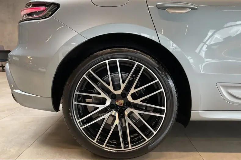 Porsche Macan din 2024 cu 56.300 km - oferta POR241647 - foto 45