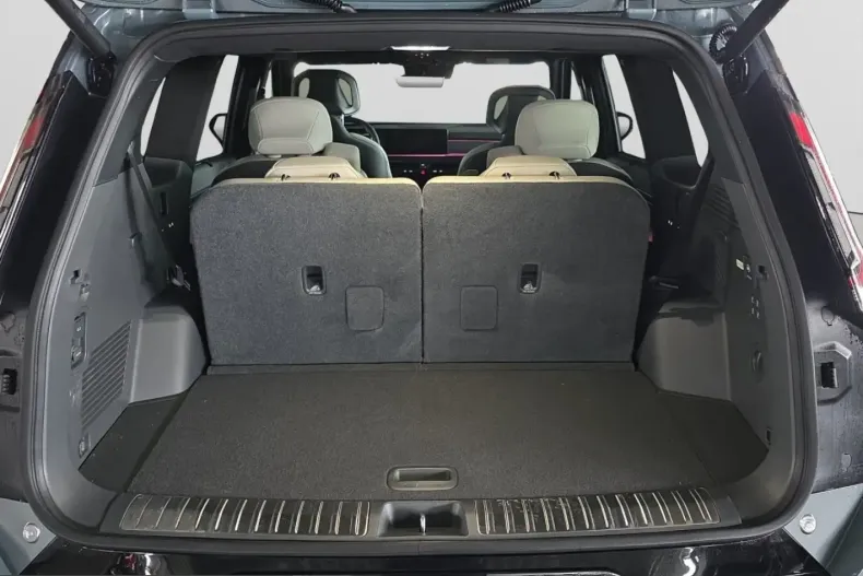 Kia EV9 din 2025 cu 5.000 km - oferta KIA241658 - foto 7