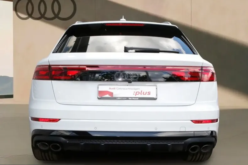 Audi SQ8 din 2025 cu 12.300 km - oferta AUD241660 - foto 8