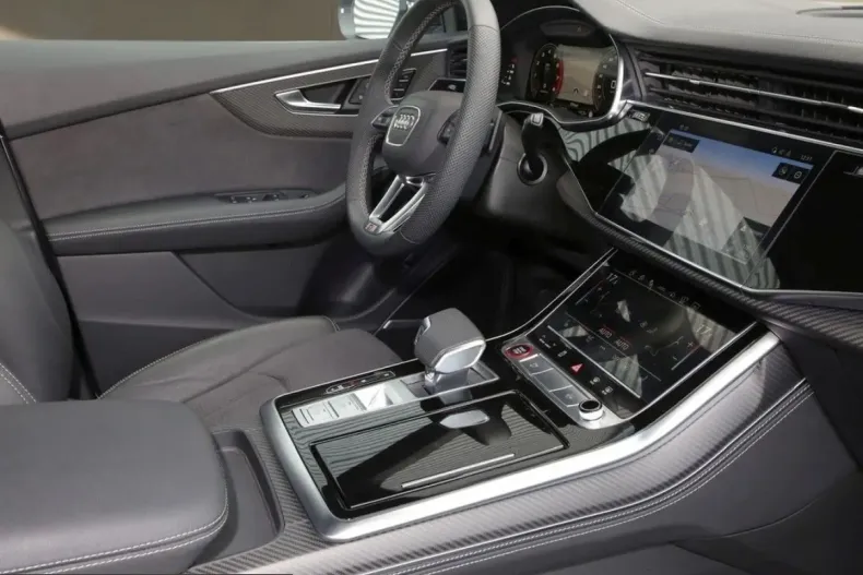 Audi SQ8 din 2025 cu 12.300 km - oferta AUD241660 - foto 16