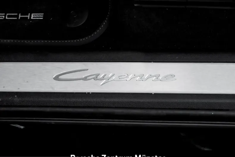 Porsche Cayenne din 2025 cu 13.655 km - oferta POR241662 - foto 25