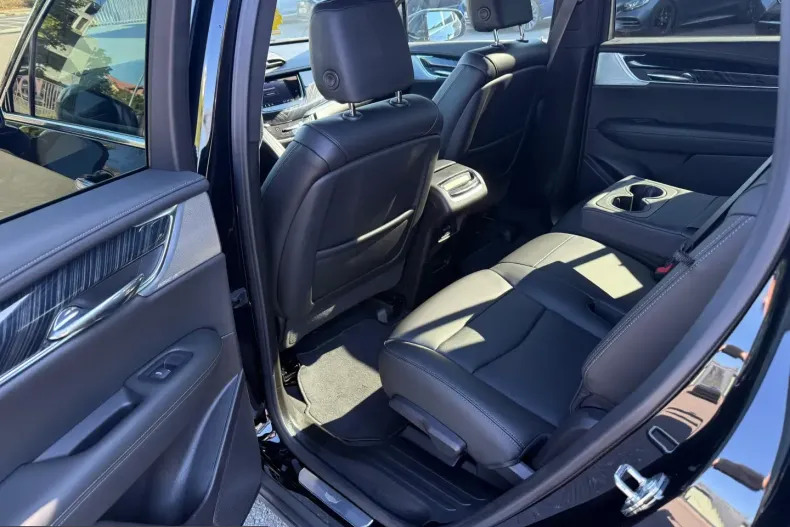Cadillac XT6 din 2024 cu 35.000 km - oferta CAD241663 - foto 18