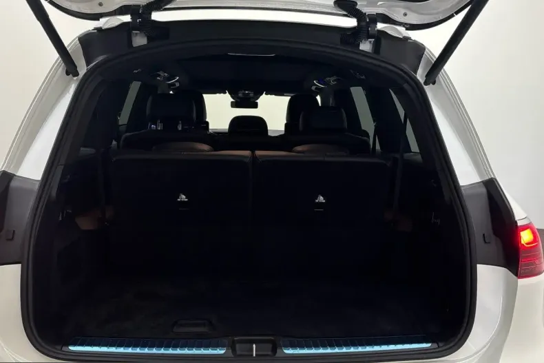Mercedes-Benz GLS 63 AMG (Clasa GLS) din 2024 cu 16.800 km - oferta MER241670 - foto 12