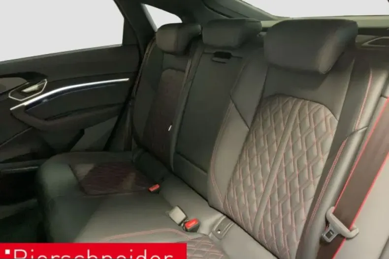 Audi Q8 din 2025 cu 12.386 km - oferta AUD241681 - foto 14