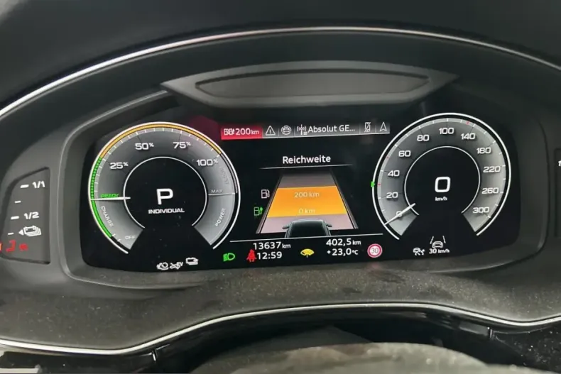 Audi Q8 din 2025 cu 13.637 km - oferta AUD241683 - foto 7