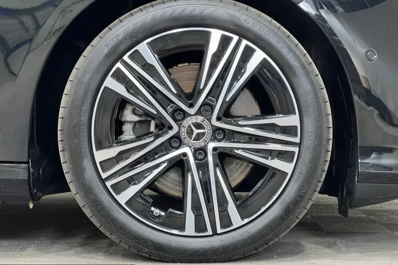 Mercedes-Benz CLA 250 (Clasa CLA) din 2025 cu 3.040 km - oferta MER241686 - foto 12