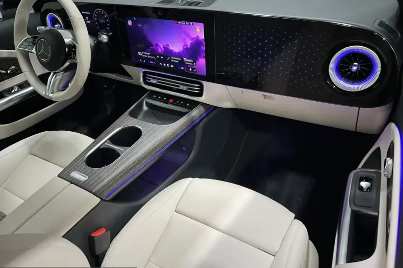 Mercedes-Benz CLA 250 (Clasa CLA) din 2025 cu 3.040 km - oferta MER241686 - foto 35
