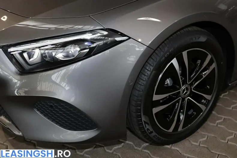 Mercedes-Benz A 220 (Clasa A) din 2025 cu 10.370 km - oferta MER241699 - foto 4