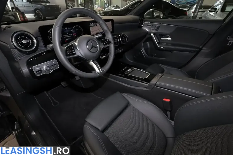 Mercedes-Benz A 220 (Clasa A) din 2025 cu 10.370 km - oferta MER241699 - foto 10