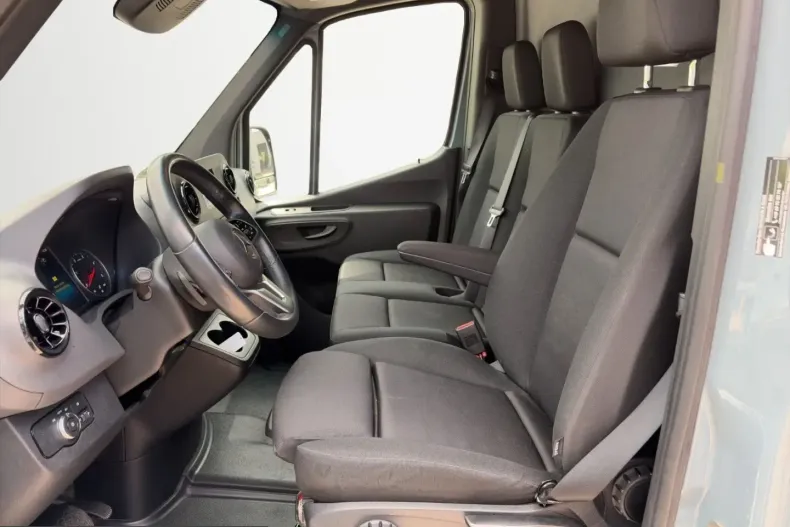 Mercedes-Benz Sprinter din 2023 cu 27.400 km - oferta MER241707 - foto 6