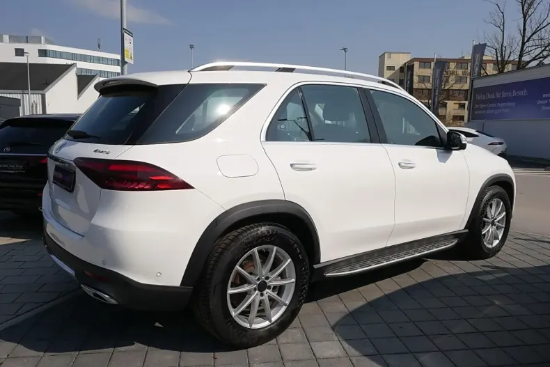 Mercedes-Benz GLE 350 (Clasa GLE) din 2023 cu 22.438 km - oferta MER241708 - foto 3