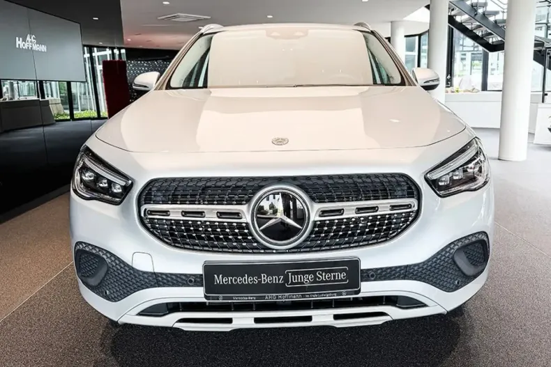 Mercedes-Benz GLA 250 (Clasa GLA) din 2021 cu 73.000 km - oferta MER241712 - foto 3