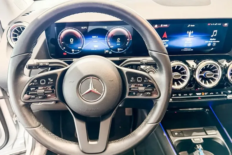 Mercedes-Benz GLA 250 (Clasa GLA) din 2021 cu 73.000 km - oferta MER241712 - foto 10