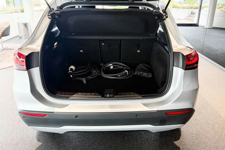 Mercedes-Benz GLA 250 (Clasa GLA) din 2021 cu 73.000 km - oferta MER241712 - foto 17