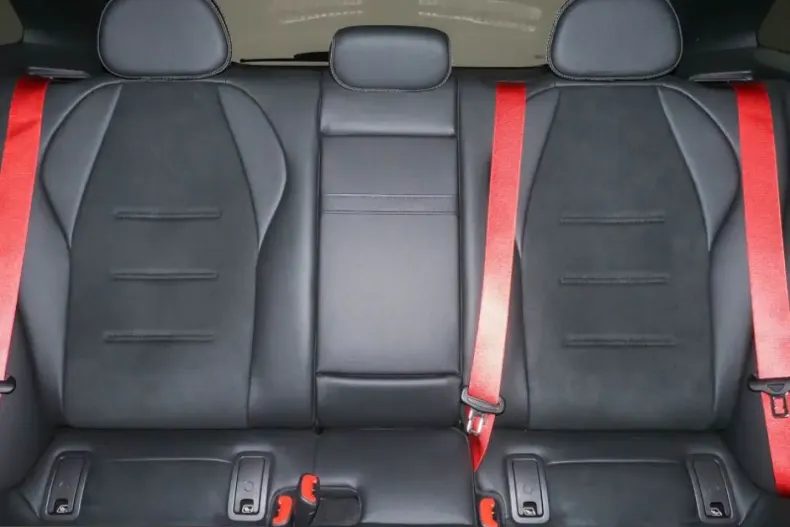 Mercedes-Benz EQE (Clasa E) din 2025 cu 21.470 km - oferta MER241713 - foto 10