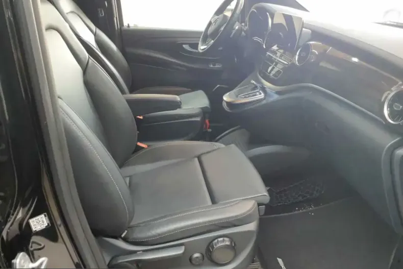 Mercedes-Benz V 300 (Clasa V) din 2022 cu 37.467 km - oferta MER241714 - foto 11