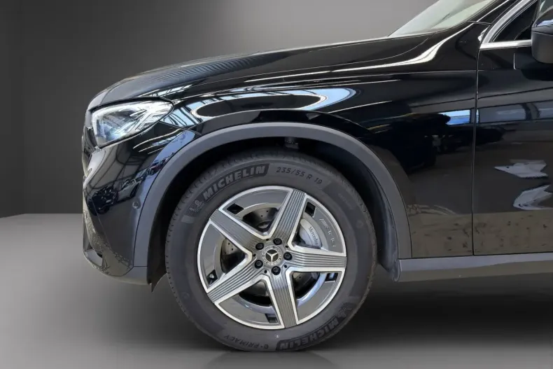 Mercedes-Benz GLC 300 (Clasa GLC) din 2024 cu 21.920 km - oferta MER241716 - foto 4